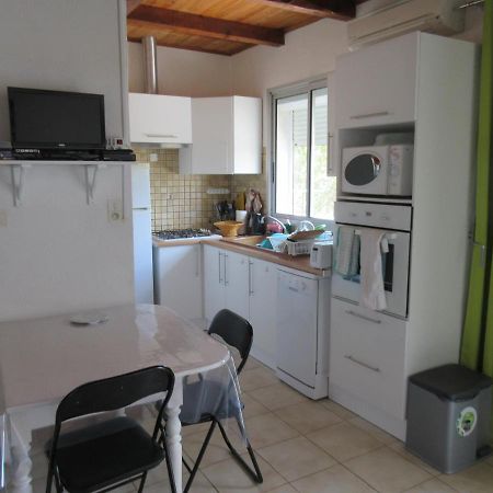 Apart Climatise T3 St Pierre La Mer 1 Er Etage, 4 Pers Fleury  Εξωτερικό φωτογραφία